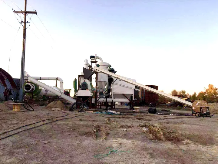 Panoramic view of 3-5 tph cow dung organic fertilizer pellet production line in Thailand